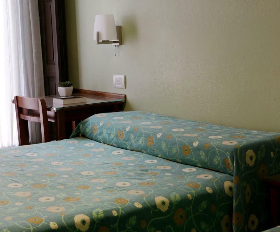 Residencial Italia Bed & Breakfast Cordoba Dış mekan fotoğraf