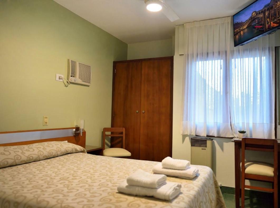 Residencial Italia Bed & Breakfast Cordoba Dış mekan fotoğraf